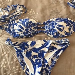 Billabong bikini blue/white.Bottom L, top size S/M
